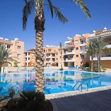 Iris Village Universal