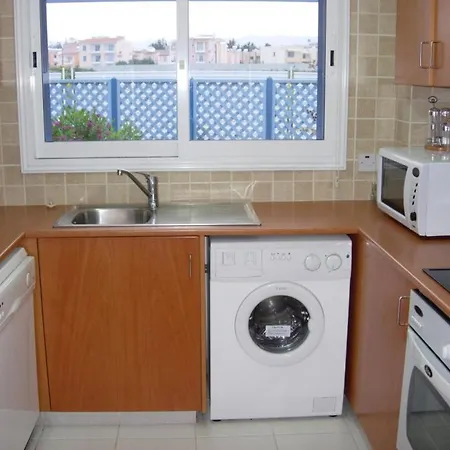 Apartamento Iris Village Universal Paphos